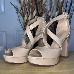 Limelight Lainey Beige Platform Sandals Block High Heel Size 8 1/2 Dress Shoe